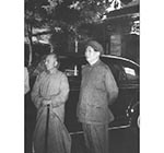 1949年8月，毛澤東和老朋友柳亞子在一起