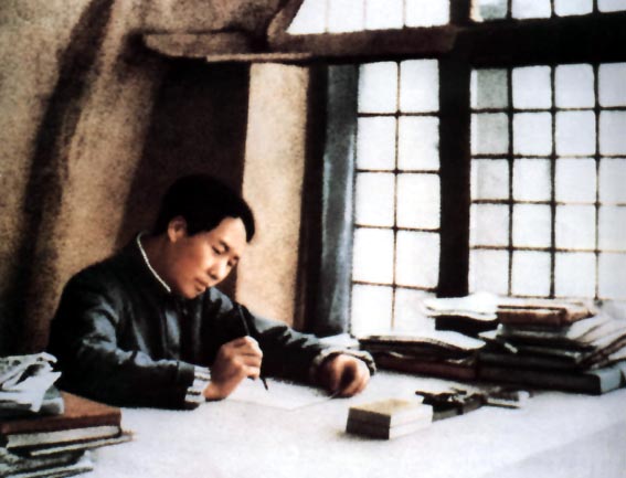 1938年春，毛泽东在延安窑洞撰写《论持久战》